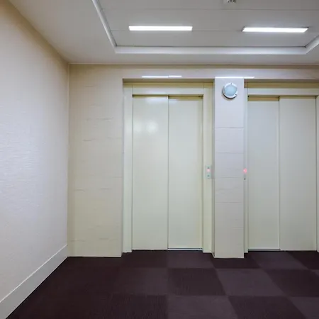 Apartment Ochota View Stylish By Bookinghost